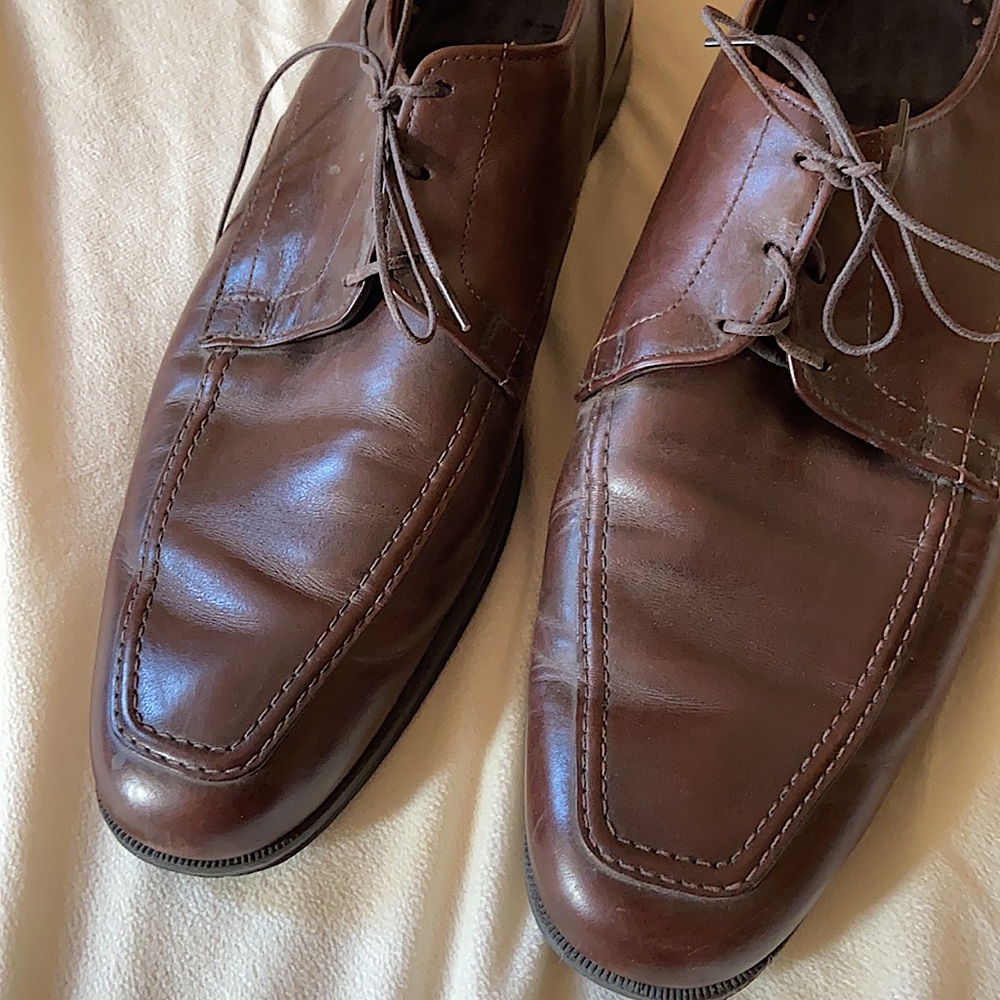Allen Edmonds Tribeca in Brown. EUC!